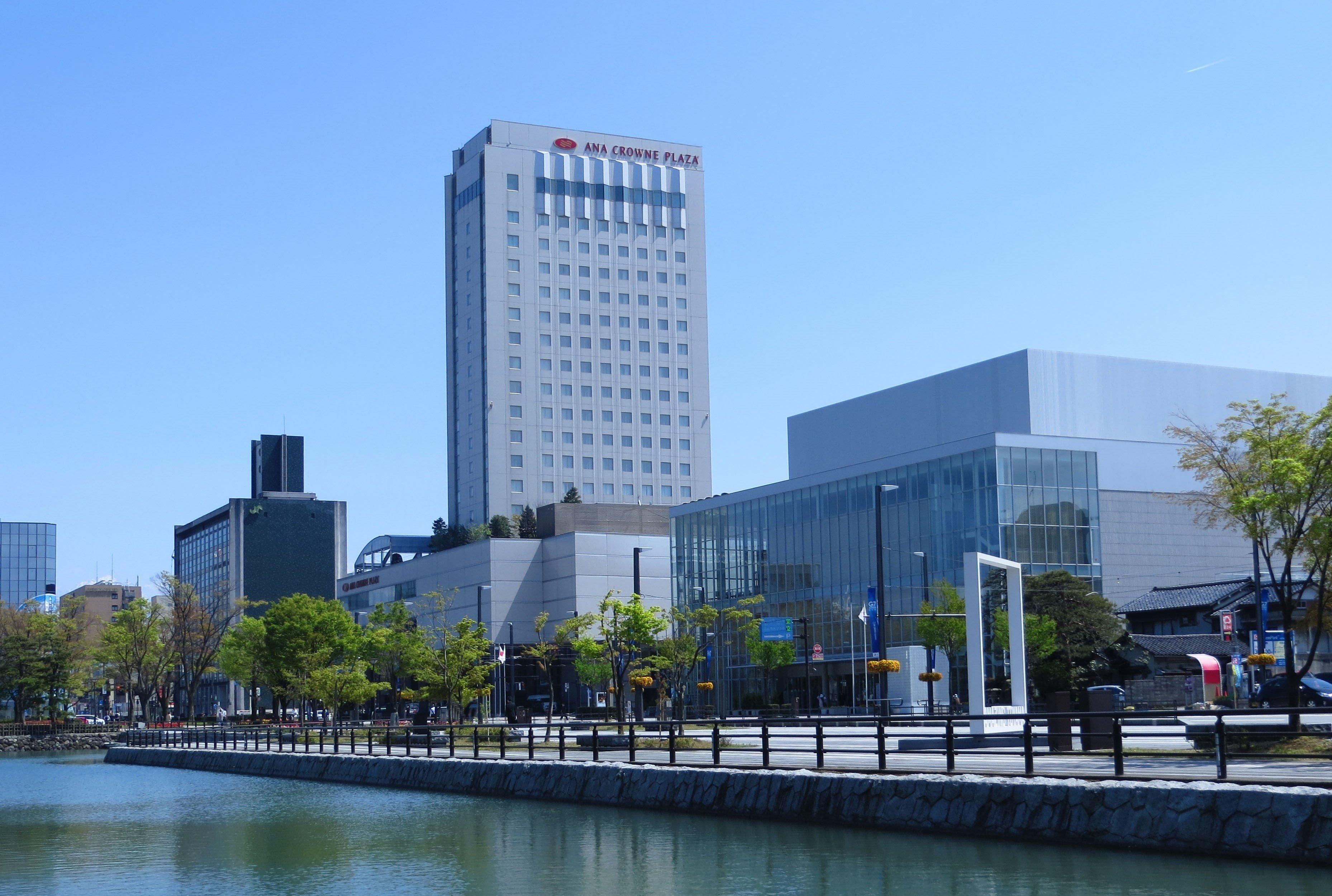 Hotel Ana Crowne Plaza By Ihg