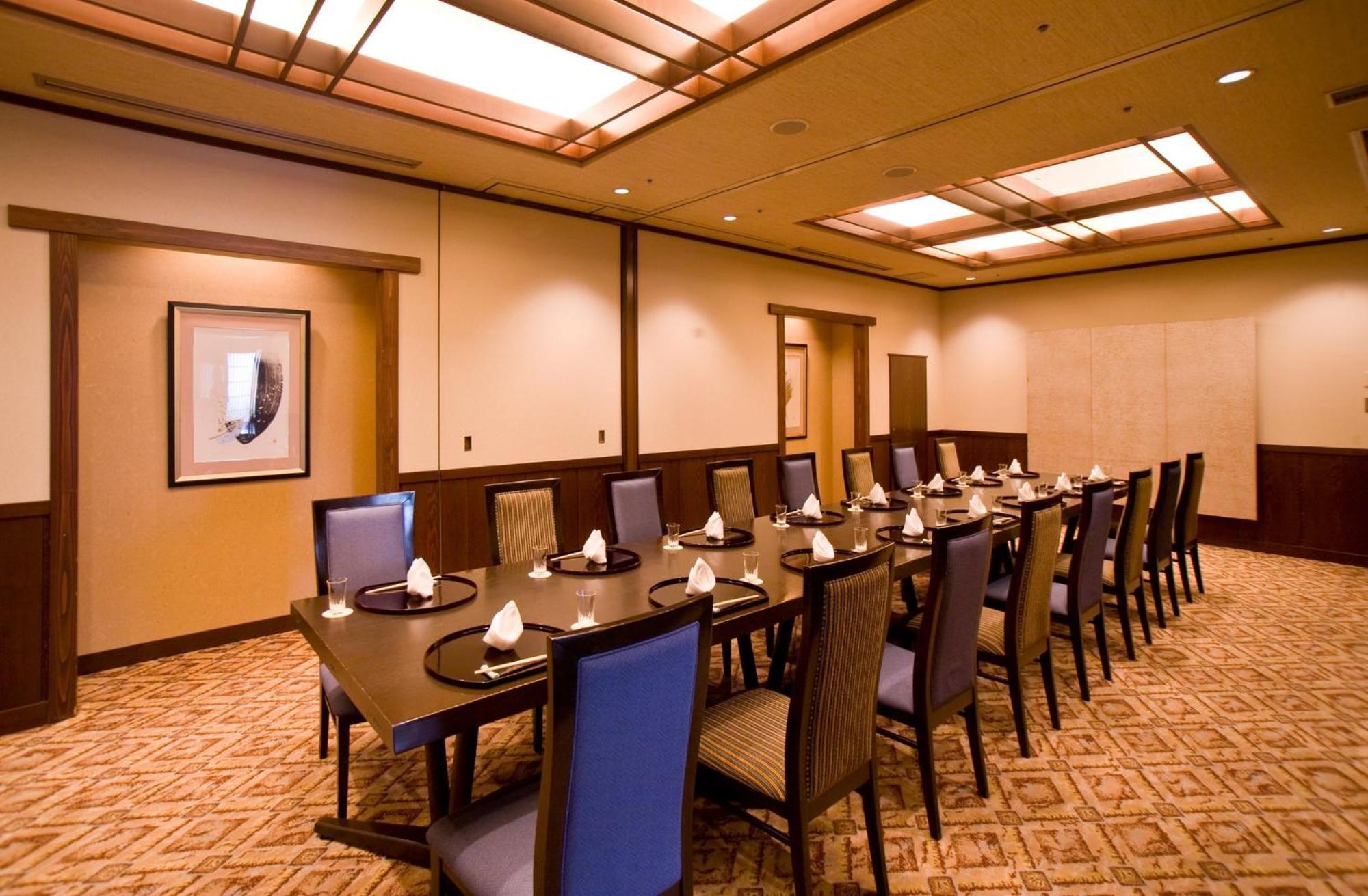 Ana Crowne Plaza By Ihg Toyama
