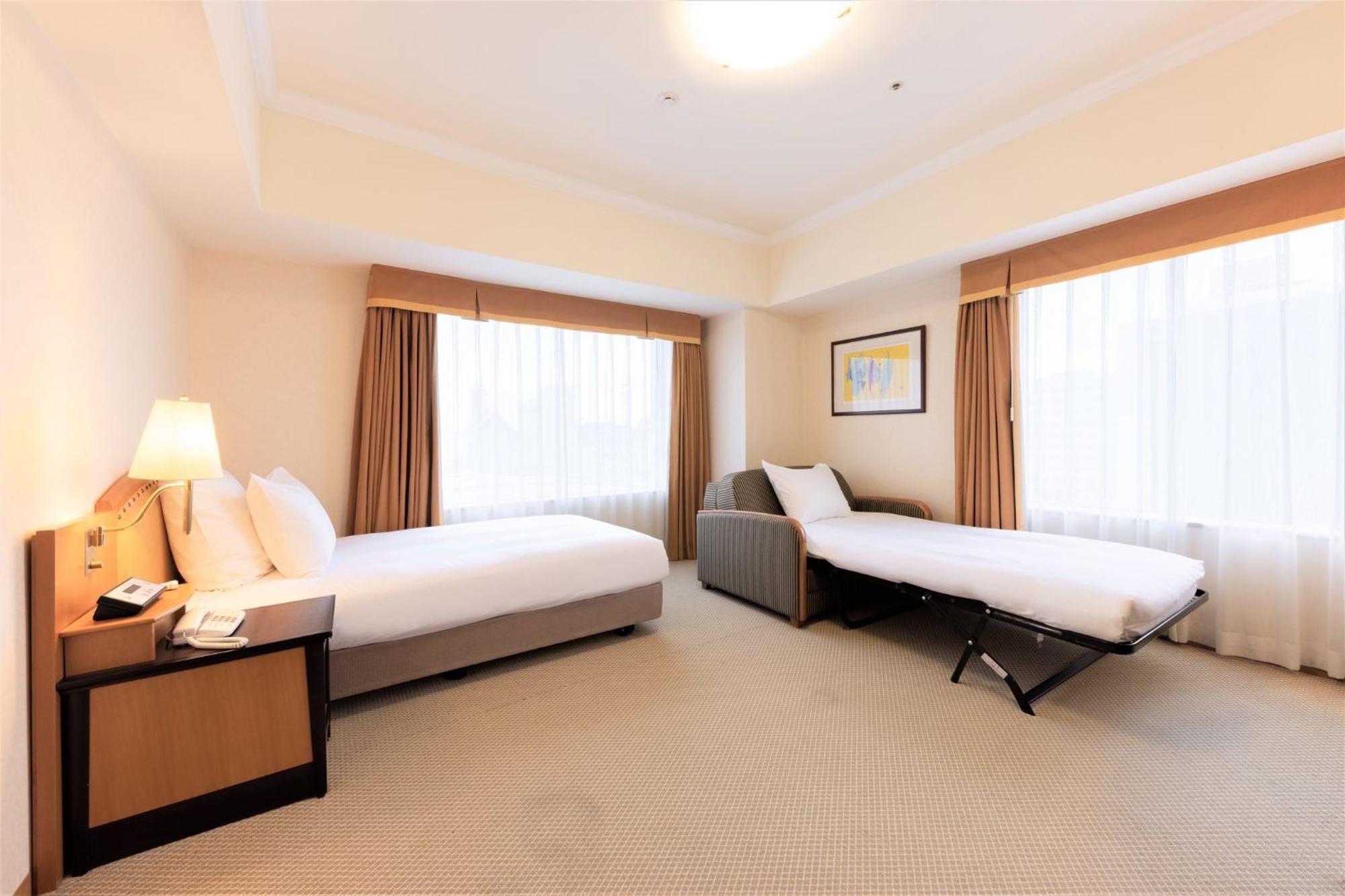 Hotel Ana Crowne Plaza By Ihg