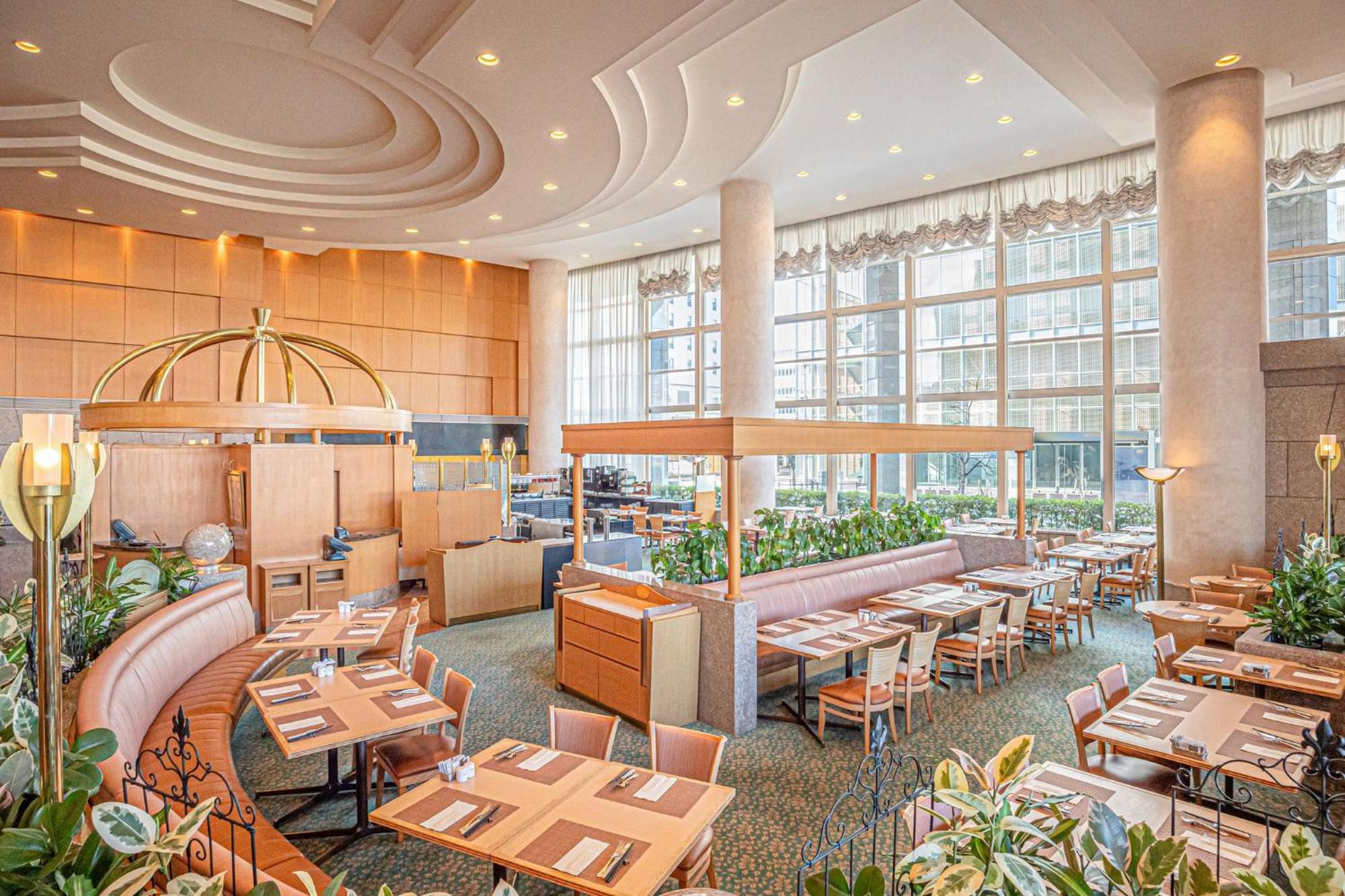 Hotel Ana Crowne Plaza By Ihg